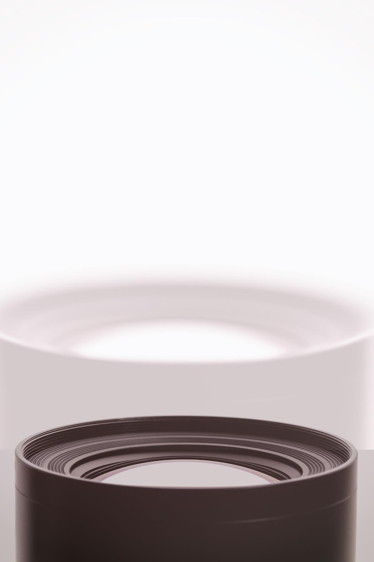 Photo une partie de la lentille sur un fond blanc