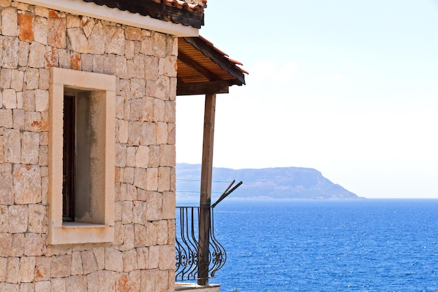 Une partie de la maison avec vue sur la mer