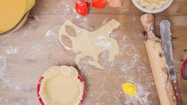 Pas à pas. Faire une croûte à tarte à partir de zéro pour cuire une tarte à la citrouille.