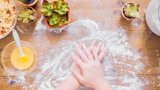 Pas à pas. Pâte à rouler pour empanadas maison.