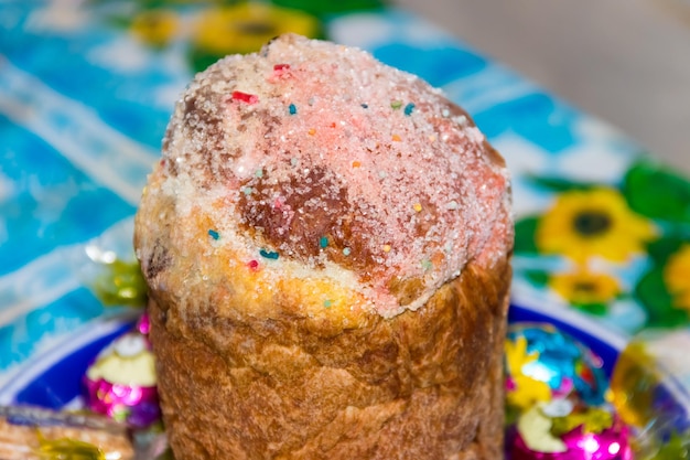 Paska de gâteau de Pâques slave traditionnel