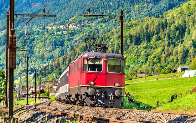 Passager au col du Saint-Gothard en Suisse