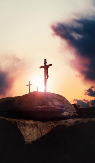 Passion de Jesus Christ sur la colline de Golgotha et la croix symbole de la mort et de la résurrection