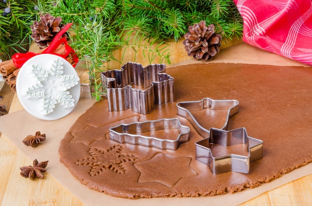 Pâte de pain d'épice pour les biscuits de Noël et bonne année