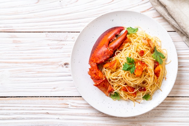 Pâtes all&#39;astice ou spaghetti de homard