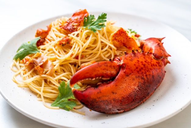 Pâtes all&#39;astice ou spaghetti de homard