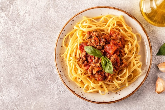 Photo pâtes italiennes à la bolognaise