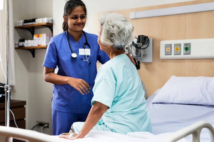 Photo un patient âgé à l'hôpital