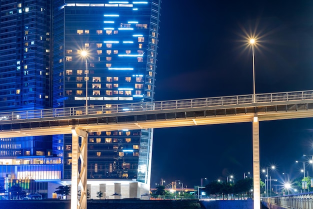 Paysage de bâtiment moderne de la ville de Macao ou paysage urbain la nuit, monument de voyage du Casino of Asia