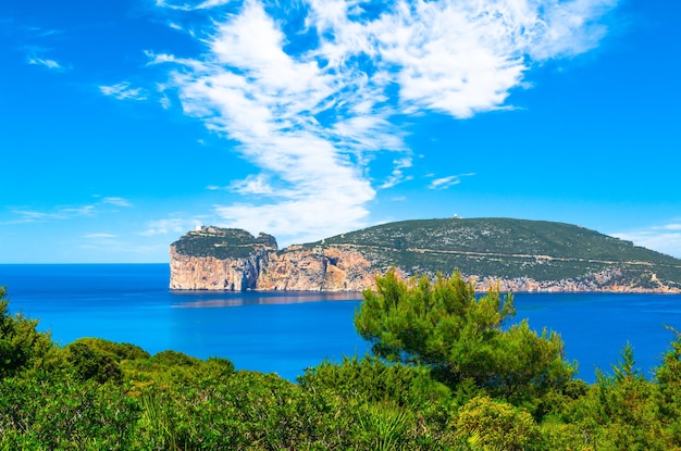 Paysage de la côte de Capo Caccia en Sardaigne