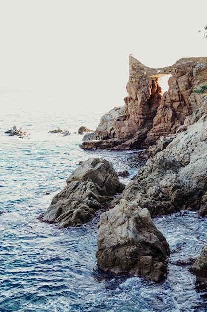 Paysage de la côte méditerranéenne du sud de l'Europe.