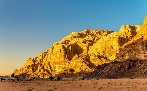 Paysage désertique du Wadi Rum Jordanie Moyen-Orient