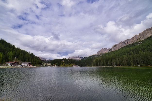 Paysage des Dolomites, italie lac di misurina