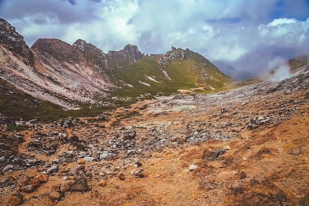 Paysage du volcan Gunung Sibayak