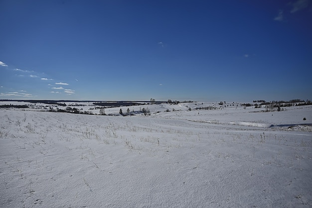 paysage d'hiver île d'olkhon, lac baïkal voyage russie