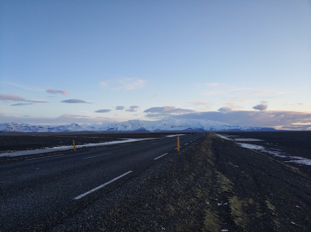 Paysage d'hiver pittoresque de l'Islande.