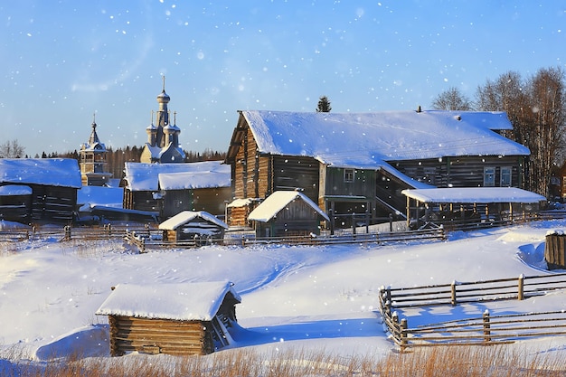 paysage d'hiver russe village nord maison en bois