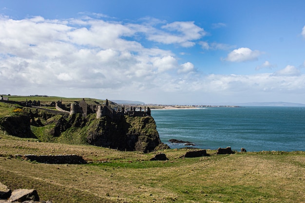 Photo paysage d'irlande avec ruine