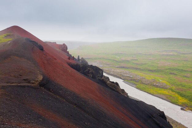 Paysage de l'Islande Parc national de Jokulsargljufur par une journée de pluie Islande