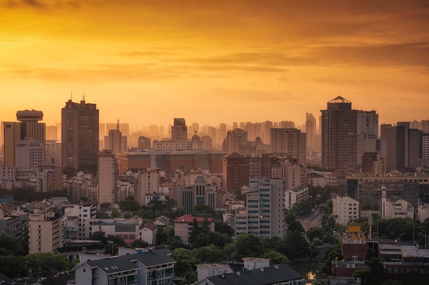 Paysage de lever de soleil d'une ville chinoise Wuxi