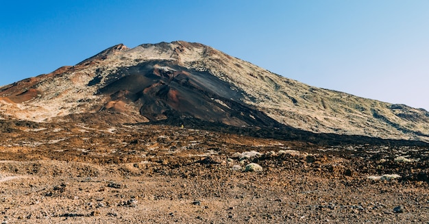 Photo paysage lunaire du volcan pico viejo, tenerife