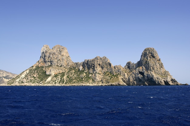 Paysage marin bleu de l&#39;île méditerranéenne d&#39;Ibiza