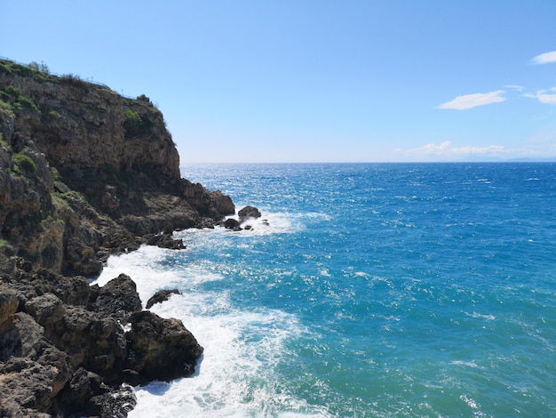 Paysage marin incroyable et beau ciel