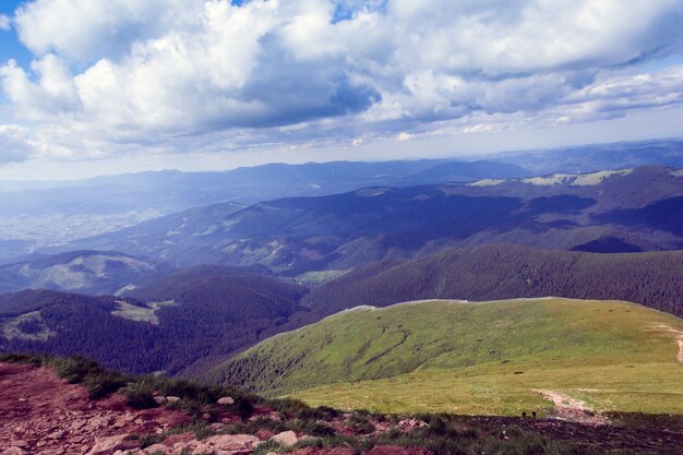 Paysage des montagnes des Carpates