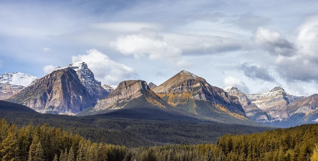 Paysage des montagnes Rocheuses canadiennes