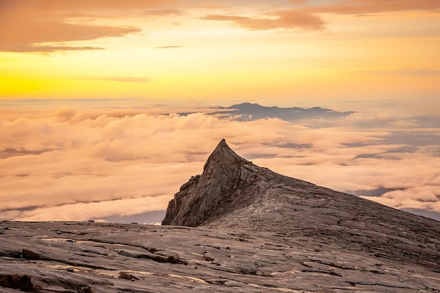 Paysage naturel au sommet du mont Kinabalu à Sabah, Malaisie