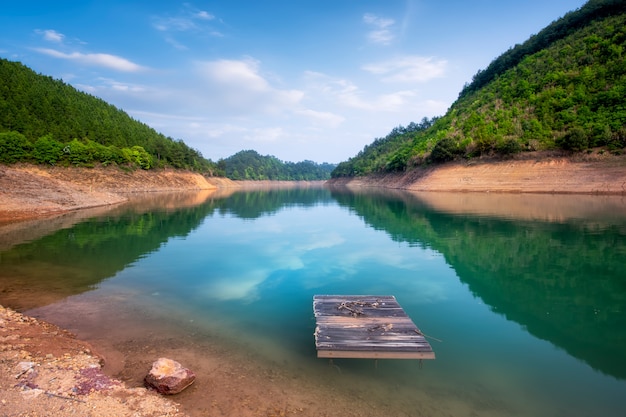 Paysage naturel et paysage lacustre du lac Qiandao à Hangzhou