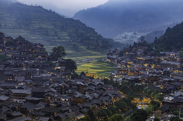 paysage nocturne du guizhou