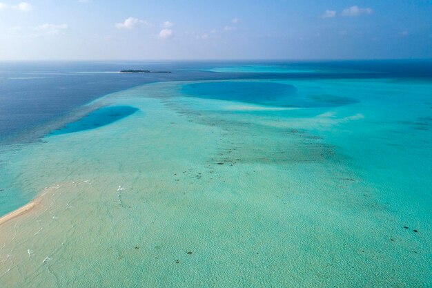 Paysage panoramique de la vue aérienne des Maldives