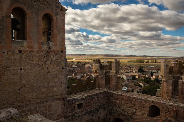 Paysage des remparts du château de Turegano.