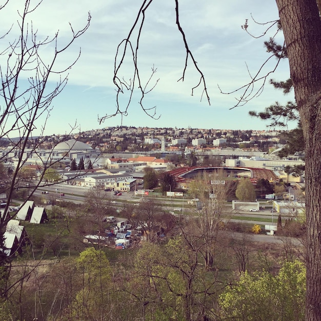 Photo le paysage urbain contre le ciel