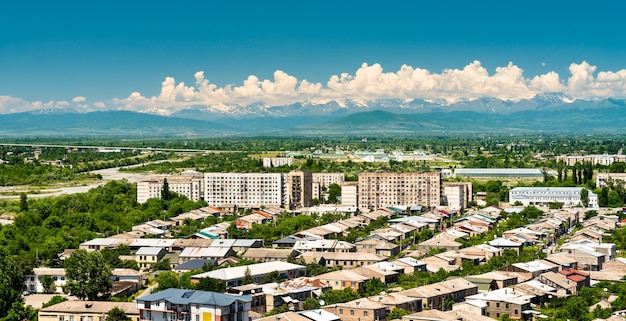 Photo paysage urbain de gori dans la région de shida kartli en géorgie