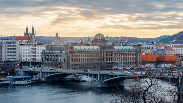 Paysage urbain de Prague au coucher du soleil République Tchèque