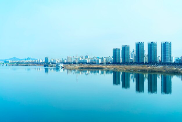 Paysage urbain de Séoul et de la rivière Han ou Hangang en Corée du Sud