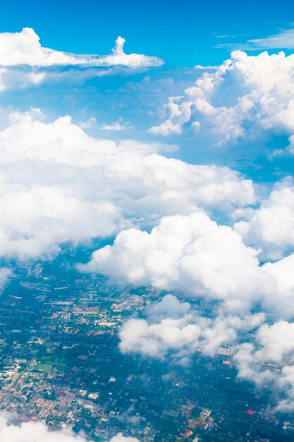 Photo paysage vue aérienne de la ville de bangkok en thaïlande avec nuage