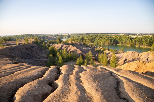 Paysages des carrières de Konduki dans la région de Tula