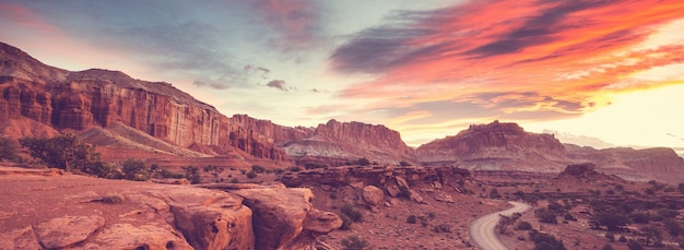 Paysages naturels insolites dans le parc national de Capitol Reef, Utah