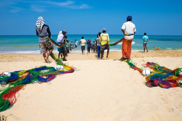 Photo la pêche au sri lanka est la façon dont ils gagnent leur vie.