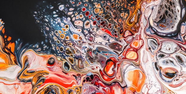 Une peinture colorée d'un fond liquide avec les mots "art de l'univers"