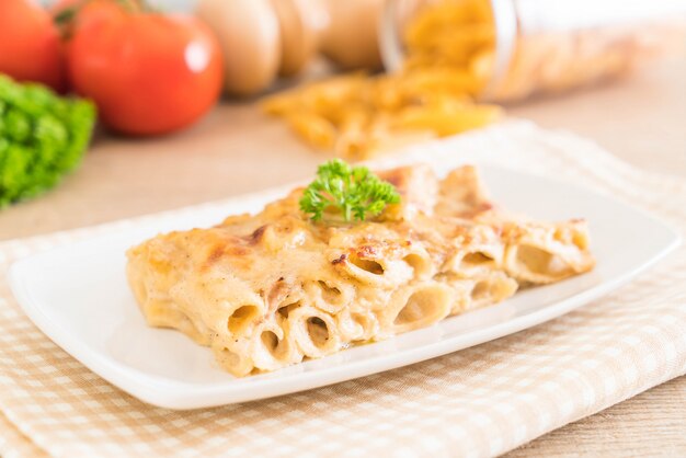 penne au four avec fromage et jambon