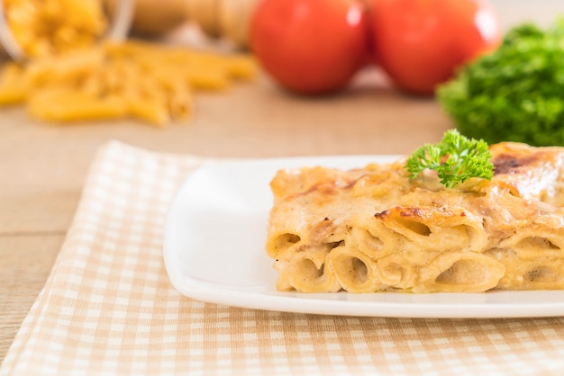 penne au four avec fromage et jambon