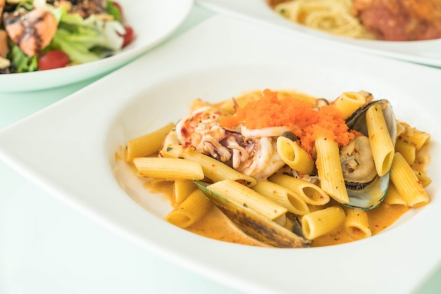 penne épicée aux fruits de mer