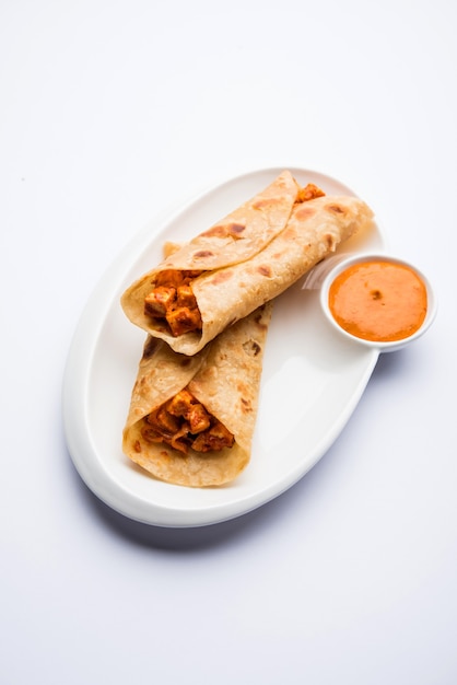 Peri peri paneer chapati frankie ou wrap ou roll, mise au point sélective