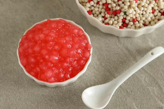 perles de tapioca crues sago ou sagu mutiara ou pacar cina Peut généralement être transformé en bouillie