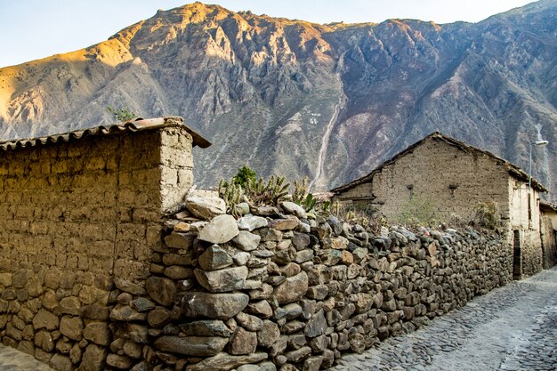 Pérou, Ollantaytambo, Pinkulluna, ruines incas, dans la vallée sacrée dans les Andes péruviennes.