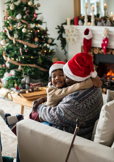 Personnes profitant des vacances de Noël